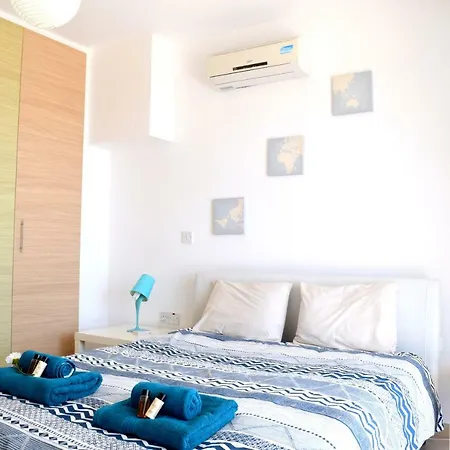 Marcelia Nissi Lägenhet