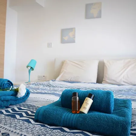 Marcelia Nissi Apartament *